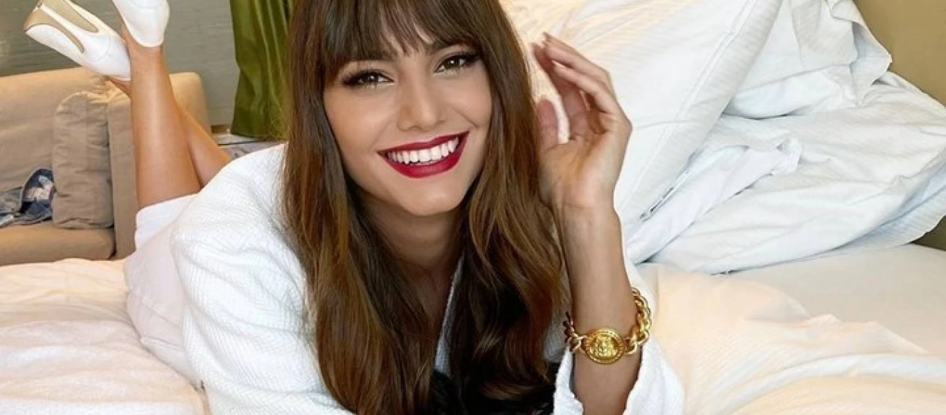 Ηλιάνα Παπαγεωργίου: Ποζάρει με «καυτό» ολόσωμο μαγιό και «στέλνει» τον ανδρικό πληθυσμό (φωτο)